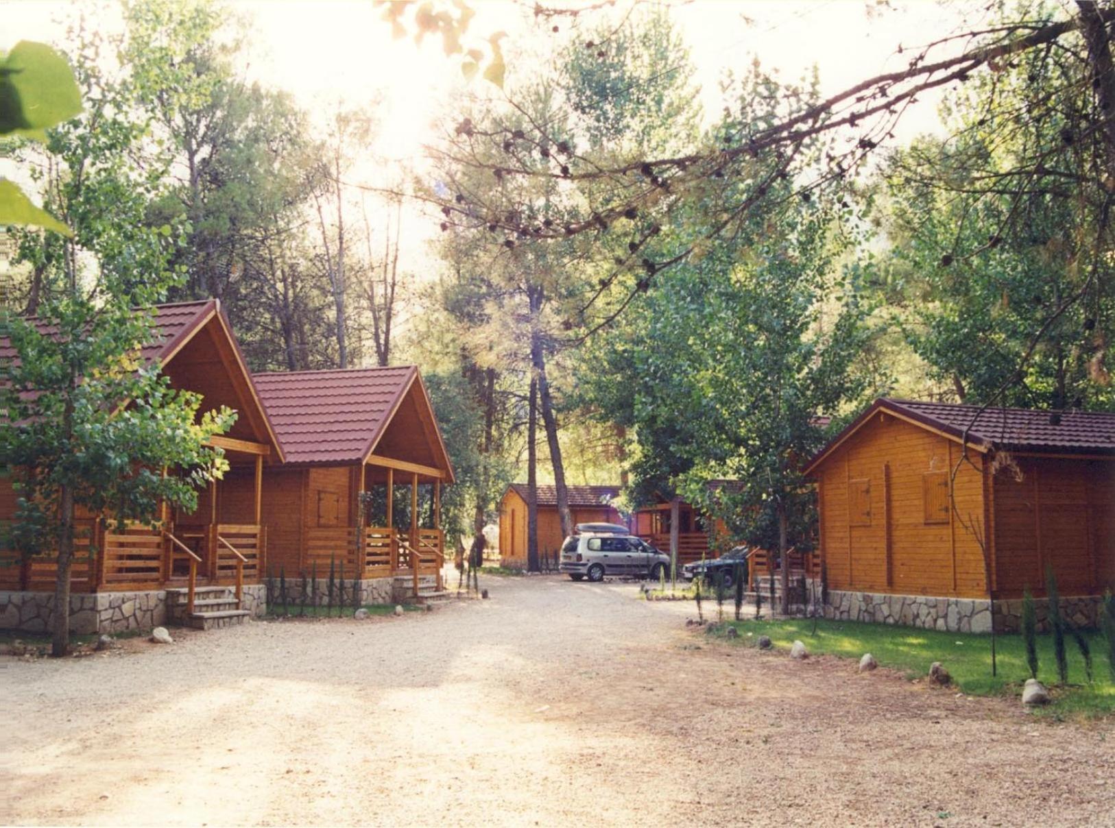 Camping Rural Llanos de Arance Coto Ríos Exterior foto